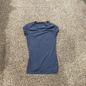 Plain dark gray Tshirt small